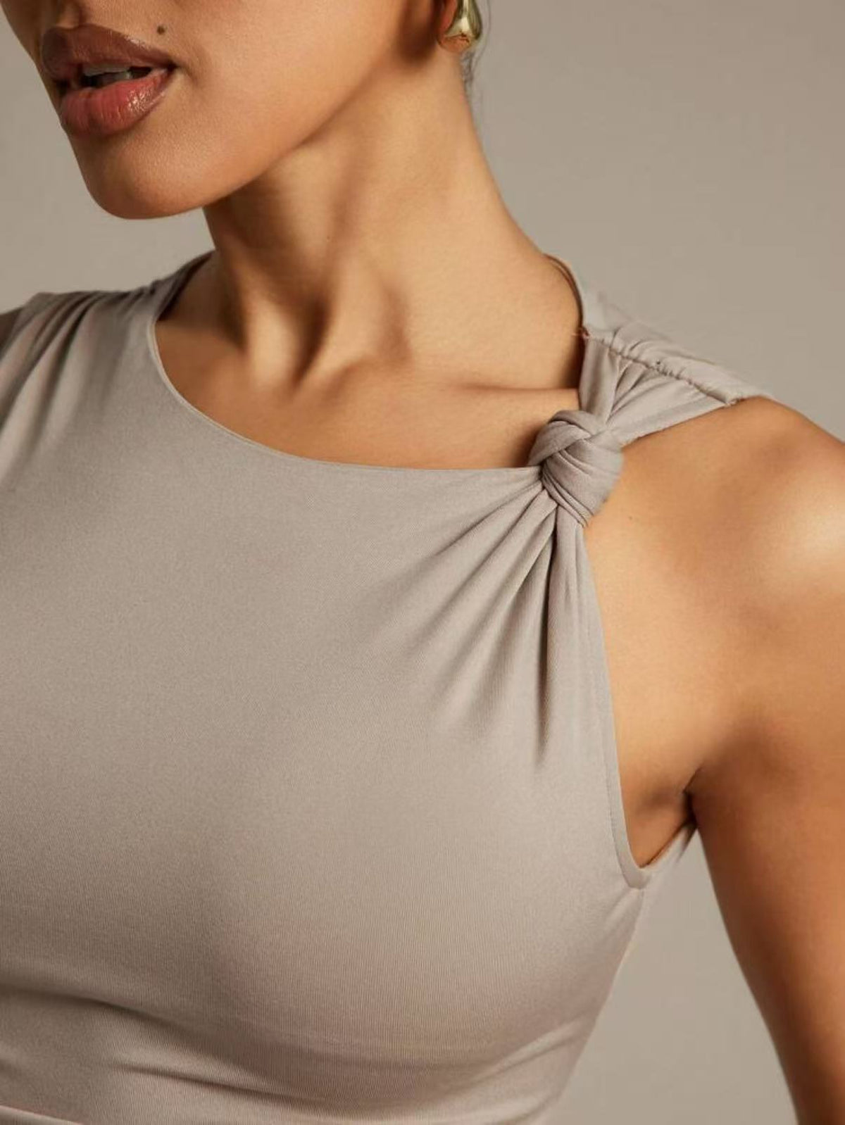 Off shoulder yoga tank top for women slim fit sexy workout top