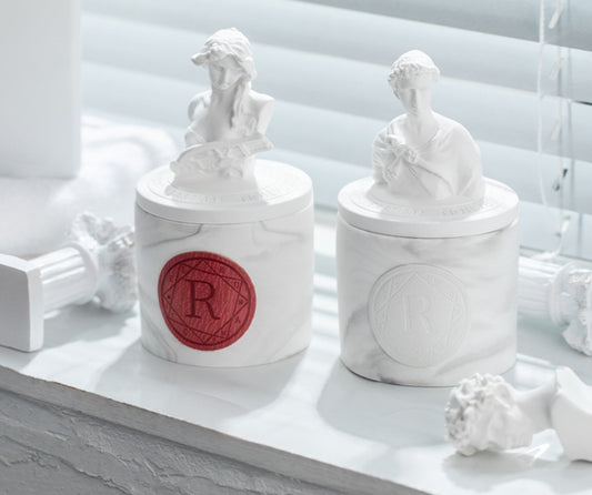 Plaster sculpture scented candle