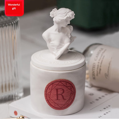 Plaster sculpture scented candle