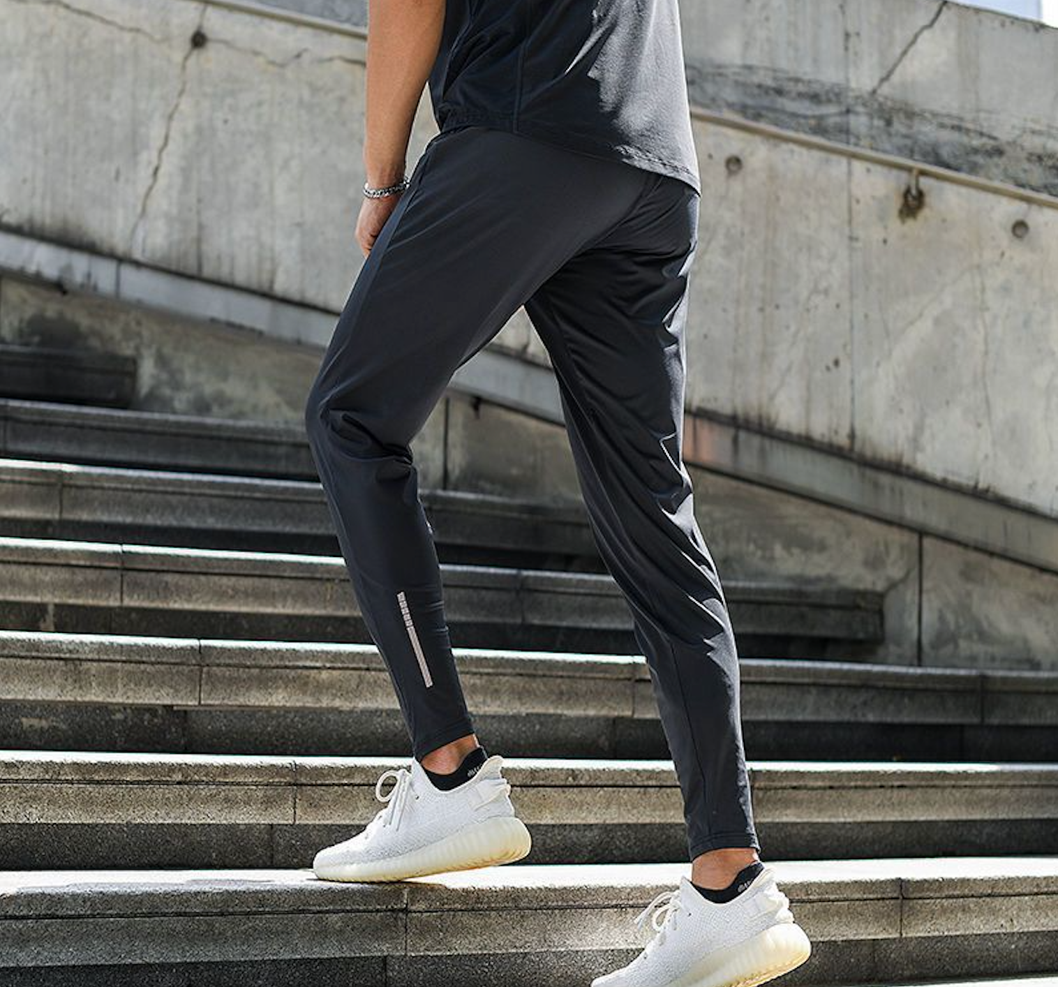 Men's jogger pants