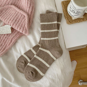 women's wool blend mid-calf socks