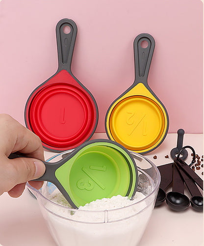 Silicone foldable measuring cup