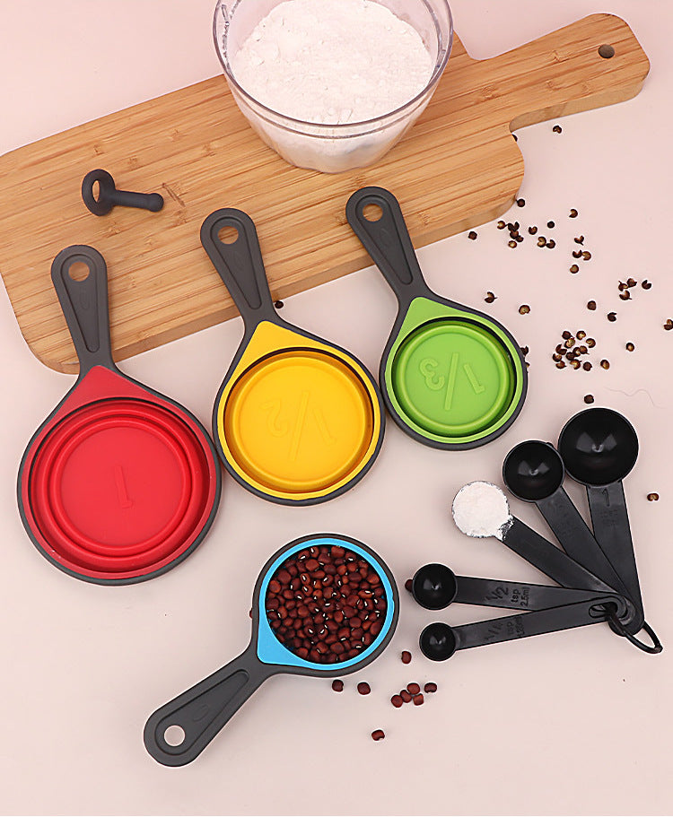 Silicone foldable measuring cup