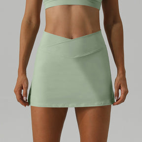 Women's slim sports skirt