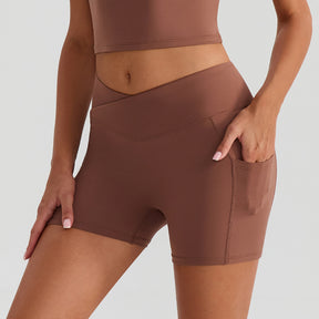 Women's quick-dry sports shorts