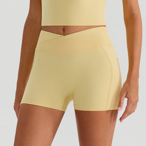 Women's quick-dry sports shorts